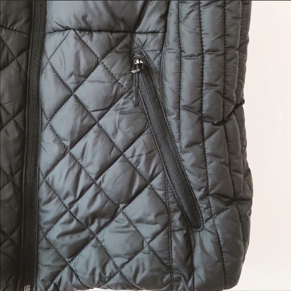 CHAMPION Black Quilted Vest - Picture 1 of 6